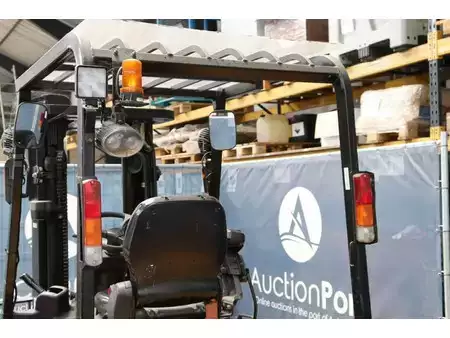 Carrelli elettrici 4 ruote 2010  CAT Lift Trucks EP25K-PAC (20)