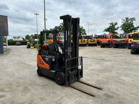 Carretilla elevadora GLP 2017  Doosan GC20E-5 (3)