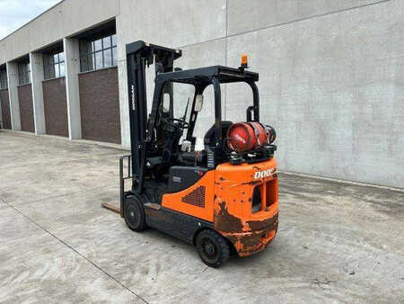 Carretilla elevadora GLP 2017  Doosan GC20E-5 (6)