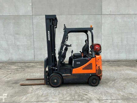 Carretilla elevadora GLP 2017  Doosan GC20E-5 (7)