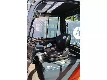 Elektromos 4 kerekű 2016  Toyota 8FBM16T (19)
