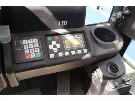 Elektromos 4 kerekű 2016  Toyota 8FBM16T (24)