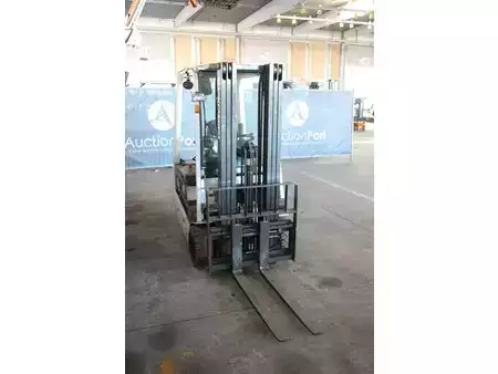 Chariots électriques à 4 roues 2015  Unicarriers AG1N1L18Q (6)