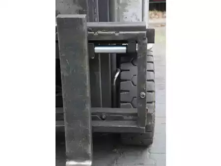 Eléctrica de 4 ruedas 2005  Still RX60-15 (11)