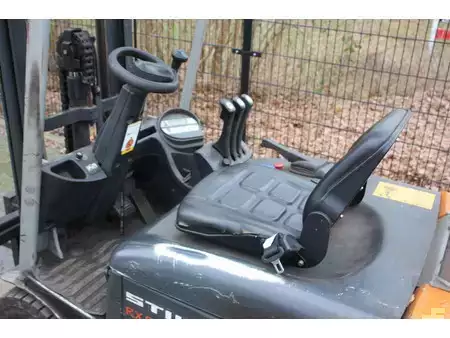 Eléctrica de 4 ruedas 2005  Still RX60-15 (19)