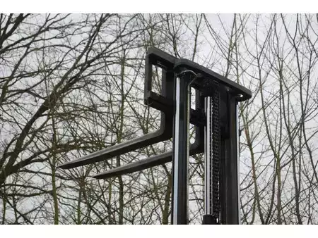 Eléctrica de 4 ruedas 2005  Still RX60-15 (30)