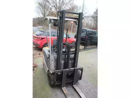 Eléctrica de 4 ruedas 2005  Still RX60-15 (6)