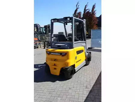 Elektro čtyřkolový VZV 2025  Jungheinrich EFG 435 (7)