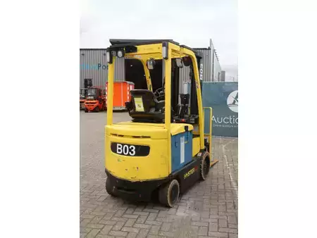Eléctrico - 4 rodas 2020  Hyster E3.0XN MWB (6)