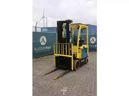 Eléctrico - 4 rodas 2020  Hyster E3.0XN MWB (9)