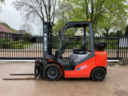 LPG Forklifts 2019  Heli 25 (2)