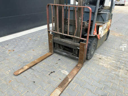 Elektro čtyřkolový VZV 2005  Toyota 7FBMF25 (6)