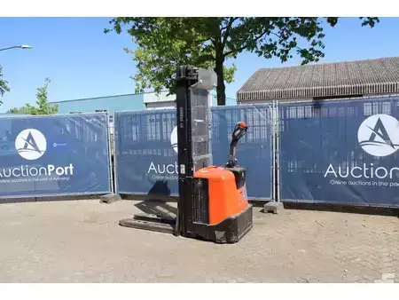 Stacker pedestre 2012  BT SPE160L (3)
