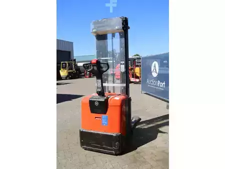 Stacker pedestre 2012  BT SPE160L (6)