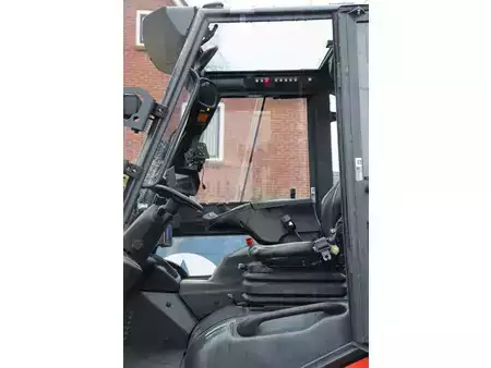 Eléctrico - 4 rodas 2017  Linde E60-01 (27)
