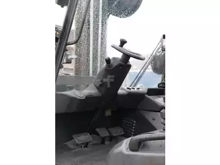 Eléctrico - 4 rodas 2017  Linde E60-01 (29)