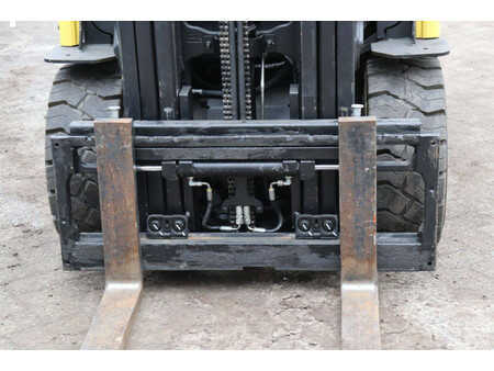 Carrelli elettrici 4 ruote 2018  Hyster J2.5XN (11)