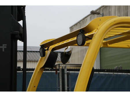 Carrelli elettrici 4 ruote 2018  Hyster J2.5XN (12)