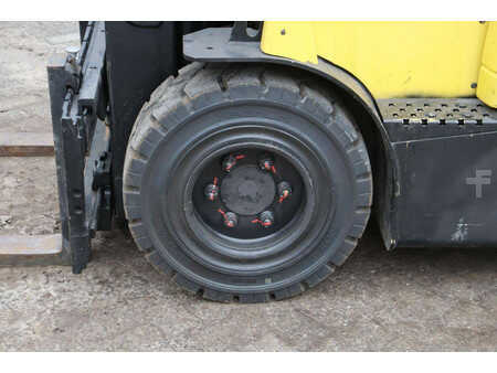 Carrelli elettrici 4 ruote 2018  Hyster J2.5XN (13)