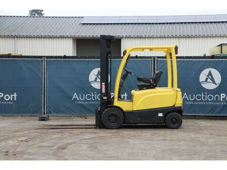 Carrelli elettrici 4 ruote 2018  Hyster J2.5XN (2)