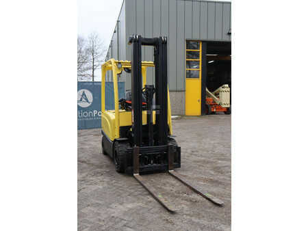 Carrelli elettrici 4 ruote 2018  Hyster J2.5XN (7)