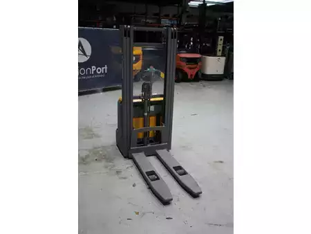 Pinontavaunu 2016  Jungheinrich EJC 112 (6)