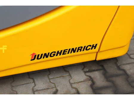 Elektromos 4 kerekű 2016  Jungheinrich EFG216 (15)