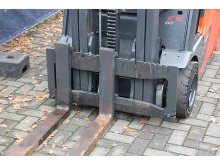 Elektro čtyřkolový VZV 2017  Linde E16-02 (10)