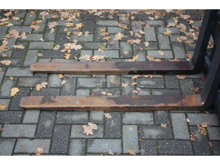 Elektro čtyřkolový VZV 2017  Linde E16-02 (11)