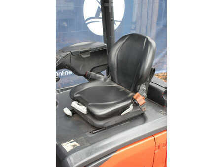 Elektro čtyřkolový VZV 2017  Linde E16-02 (21)