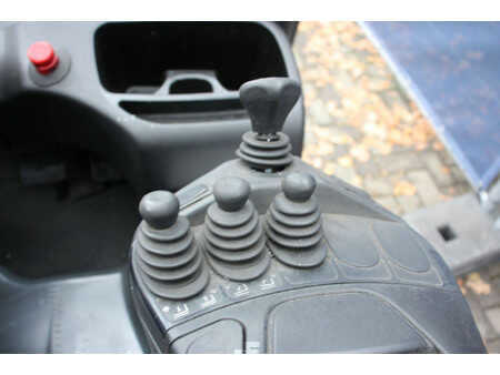 Elektro čtyřkolový VZV 2017  Linde E16-02 (22)