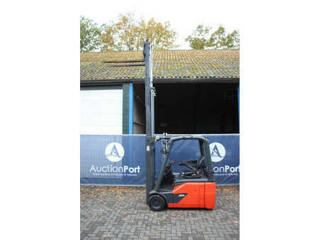 Elektro čtyřkolový VZV 2017  Linde E16-02 (28)