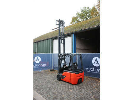 Elektro čtyřkolový VZV 2017  Linde E16-02 (29)