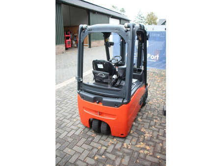 Elektro čtyřkolový VZV 2017  Linde E16-02 (5)