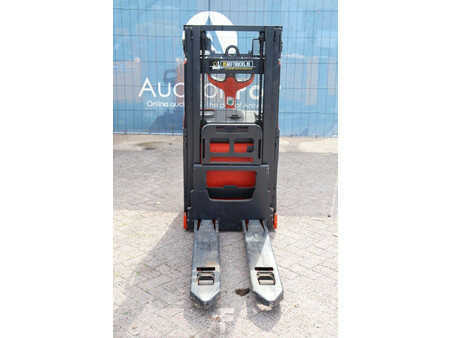 Stacker pedestre 2015  Linde D08 (8)