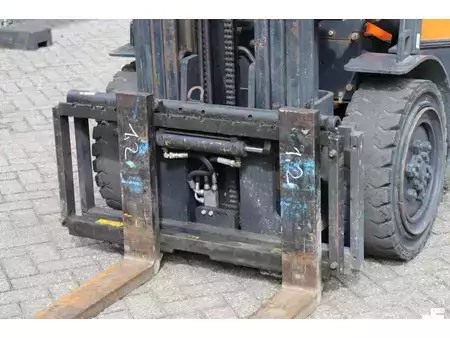 Treibgasstapler 2015  Doosan G30G (11)