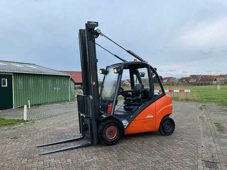 Dieselový VZV - Linde H30 (1)