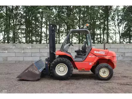 Terénní vysokozdvižný vozík 2000  Manitou MC 30 (2)