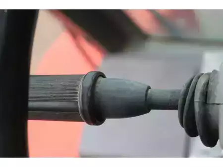 Terénní vysokozdvižný vozík 2000  Manitou MC 30 (35)