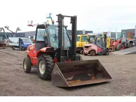 Terénní vysokozdvižný vozík 2000  Manitou MC 30 (7)