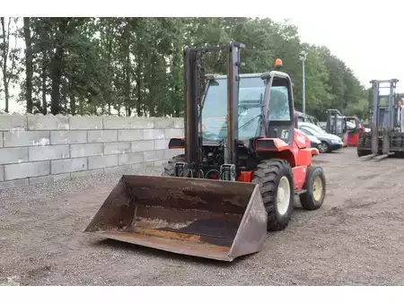 Terénní vysokozdvižný vozík 2000  Manitou MC 30 (9)