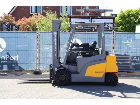 Elektro čtyřkolový VZV 2025  Jungheinrich EFG 435 (2)