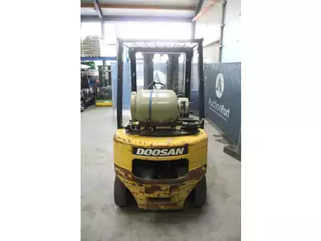 LPG VZV 2007  Doosan G25P-3+ (4)
