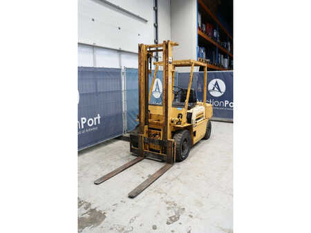 Dieseltruck - Komatsu FD25-8 (9)