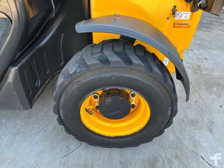 Telescopic forklift rigid 2015  JCB 525-60 (14)