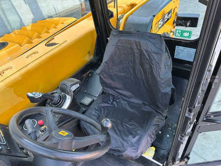 Telescopic forklift rigid 2015  JCB 525-60 (28)