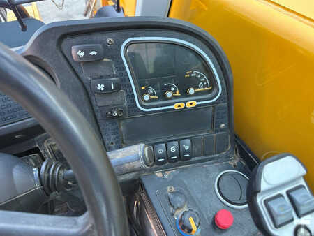Telescopic forklift rigid 2015  JCB 525-60 (32)
