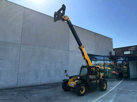Telescopic forklift rigid 2015  JCB 525-60 (35)