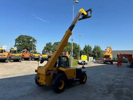 Telescopic forklift rigid 2015  JCB 525-60 (40)
