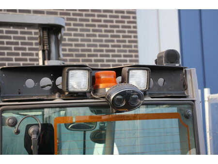 Sähkö - 4 pyör 2019  Jungheinrich EFG 320 (16)